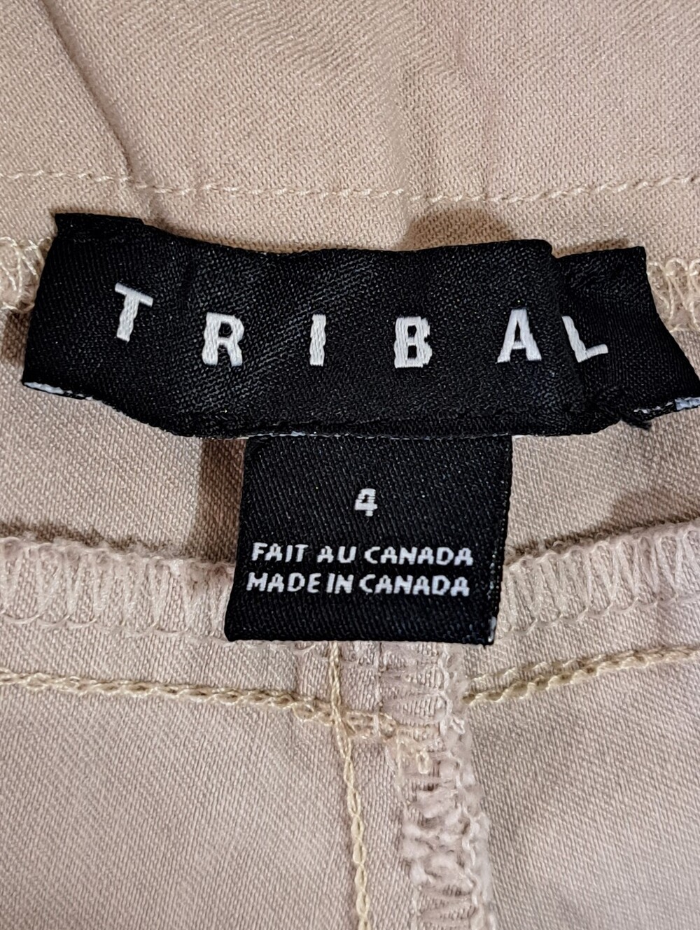 Tribal beige bermudas - Picture 6 of 7